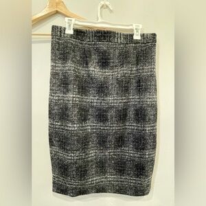 Beautiful wool pencil skirt.